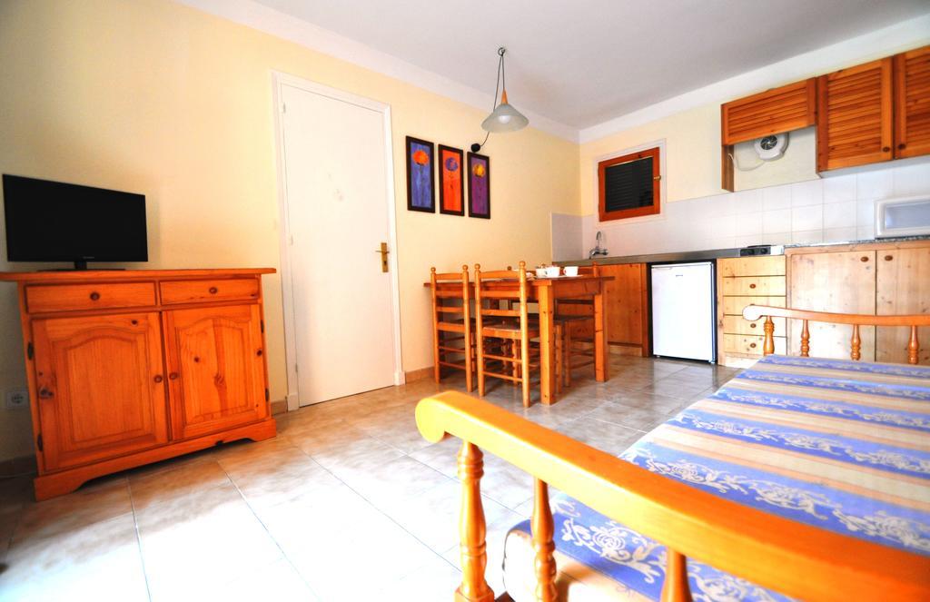 קאלה אן בלאנס Sant Joan Apartaments - Adults Only מראה חיצוני תמונה