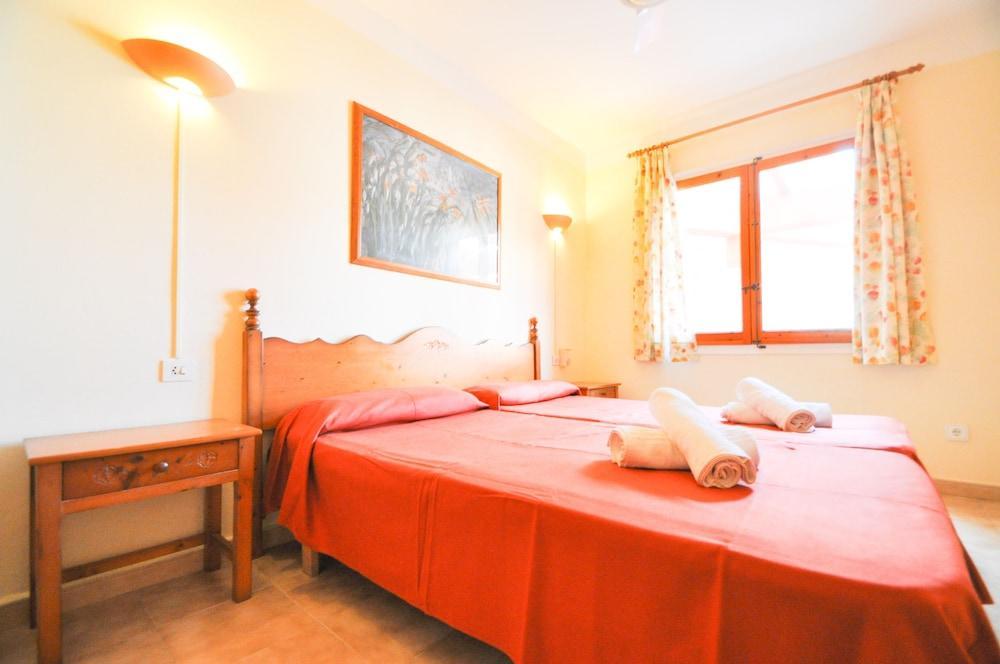 קאלה אן בלאנס Sant Joan Apartaments - Adults Only מראה חיצוני תמונה